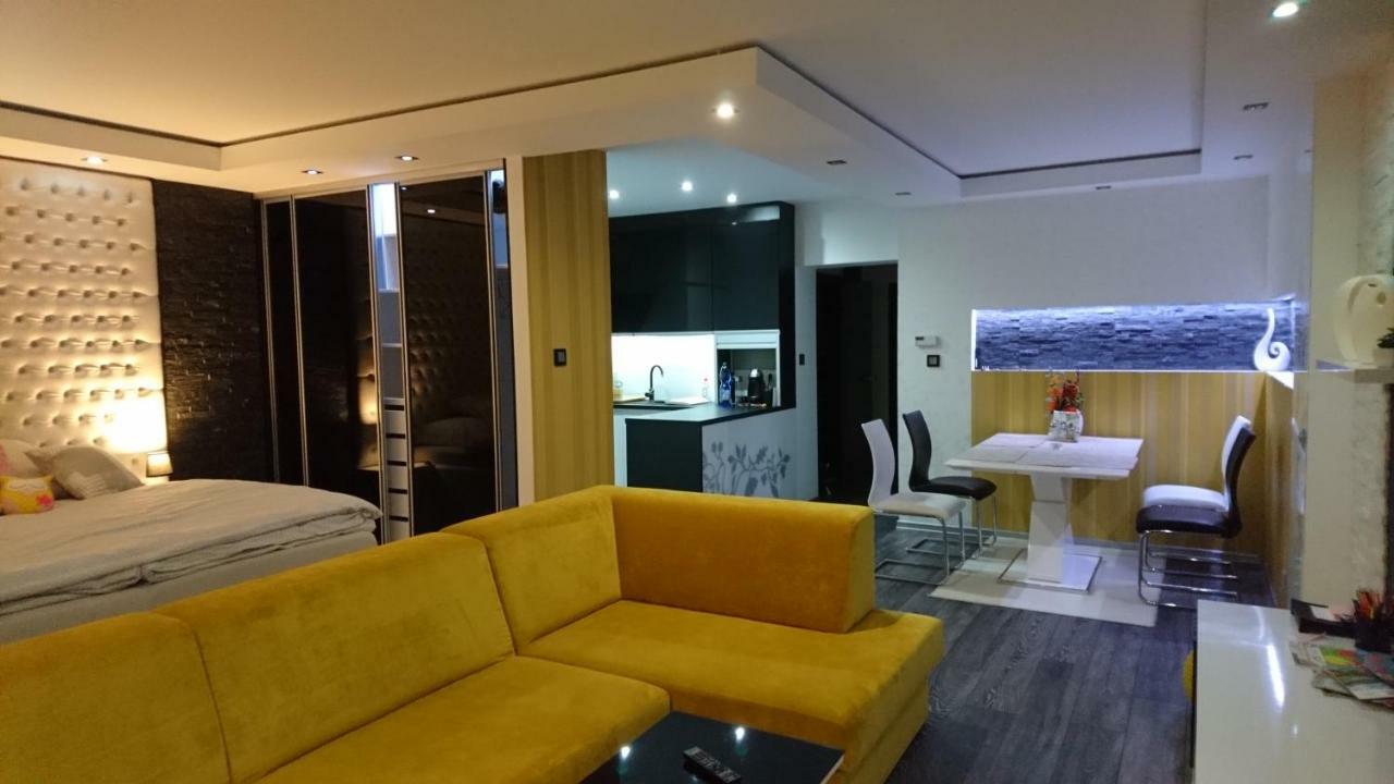 Apartman Sofia เวลคี สลาวโคว์ ภายนอก รูปภาพ